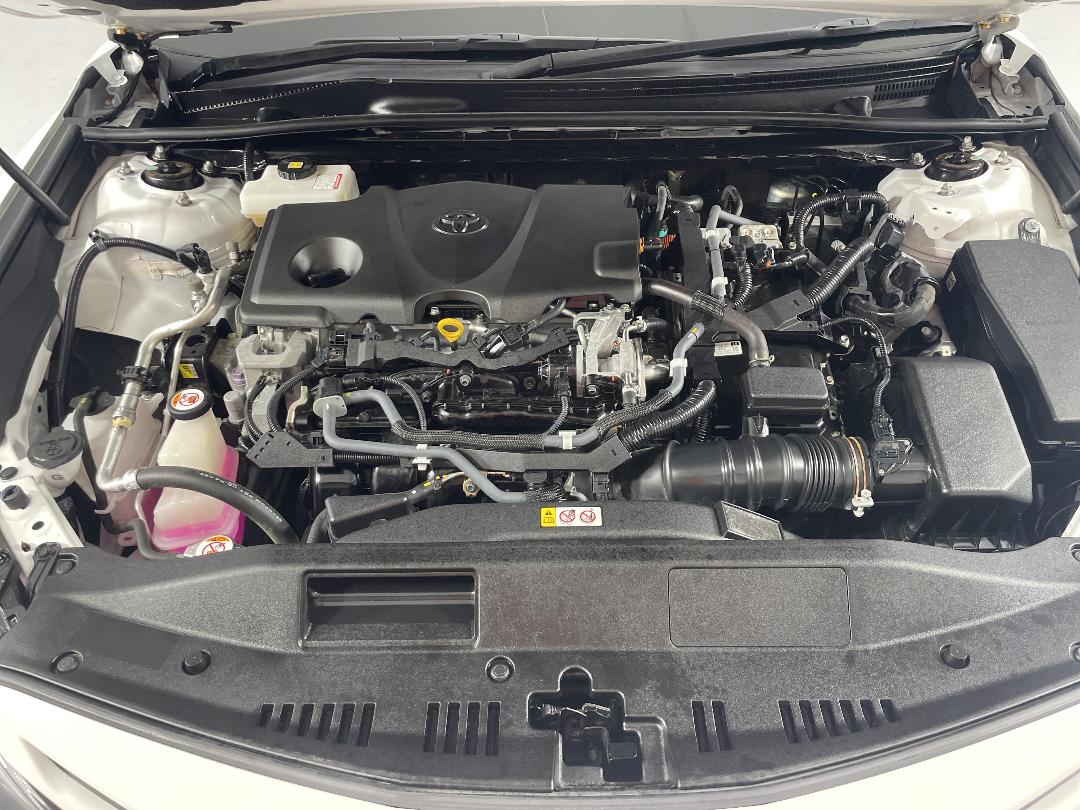 Photo '13' of Toyota Camry