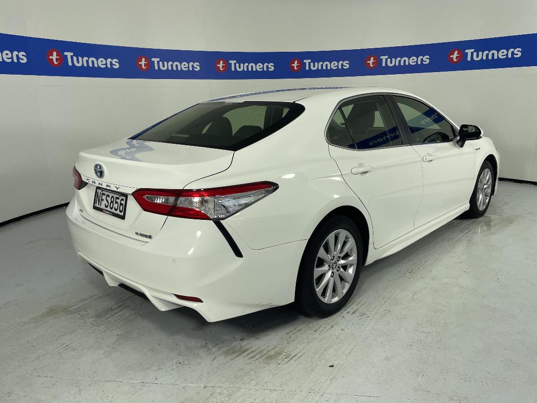 Photo '7' of Toyota Camry