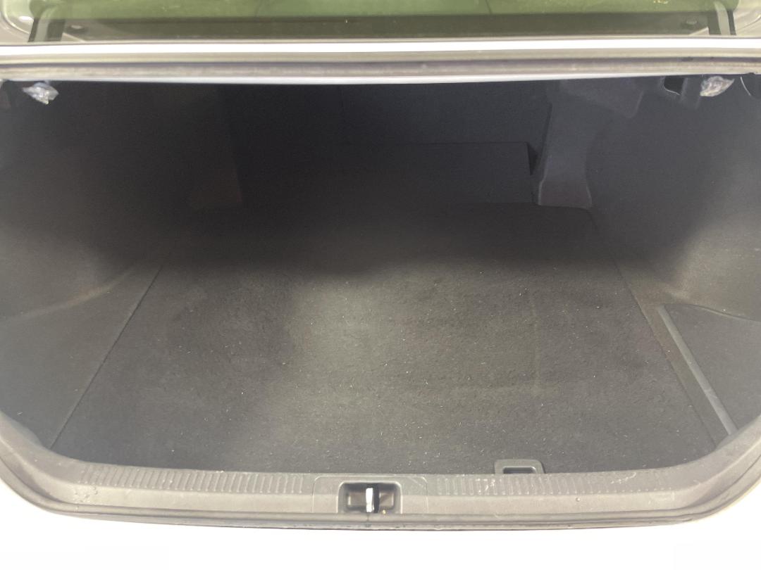 Photo '14' of Toyota Camry