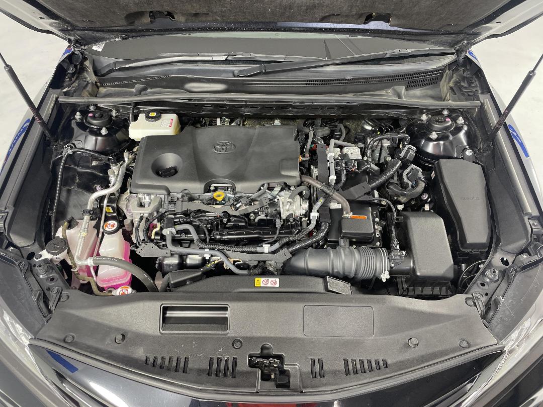 Photo '13' of Toyota Camry