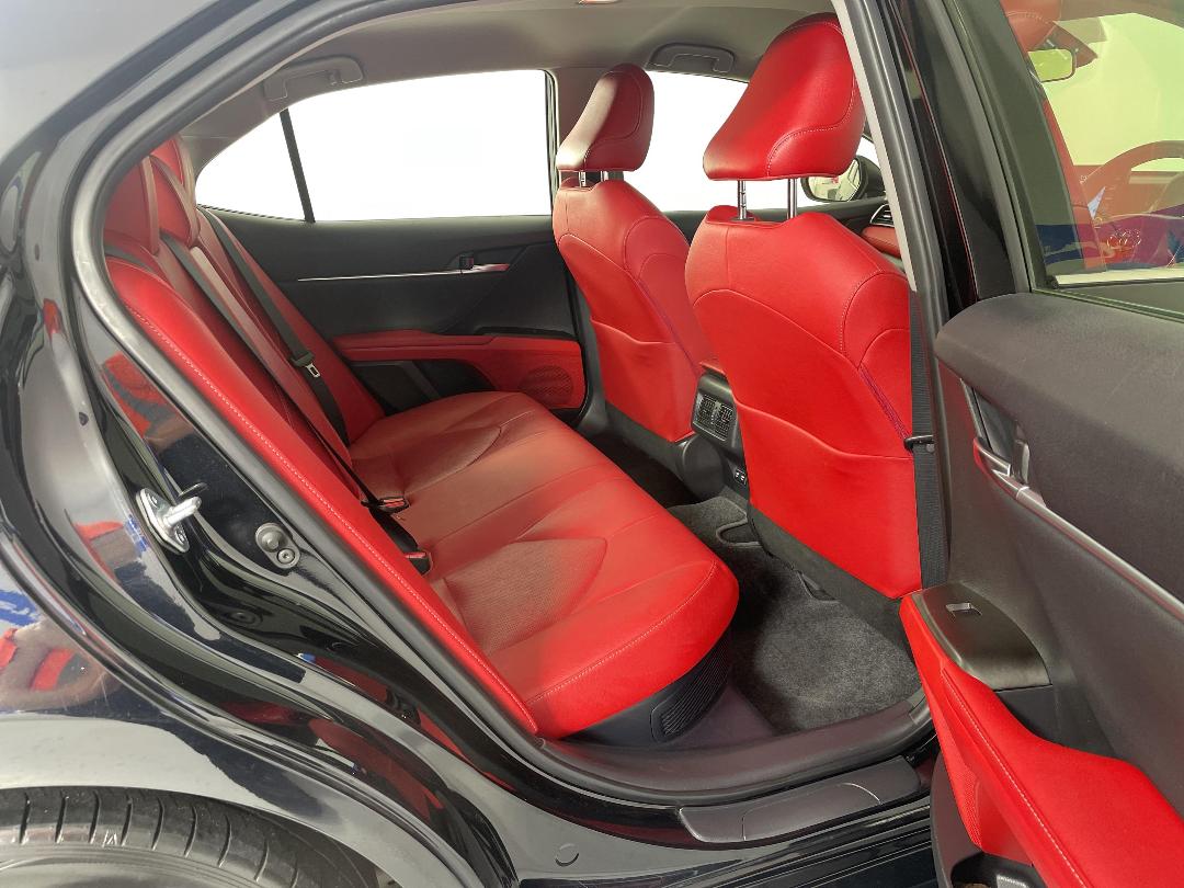 Photo '20' of Toyota Camry