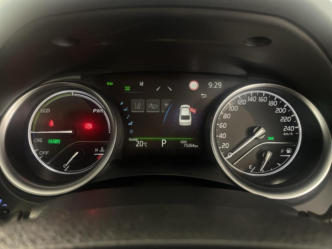 Photo '21' of Toyota Camry