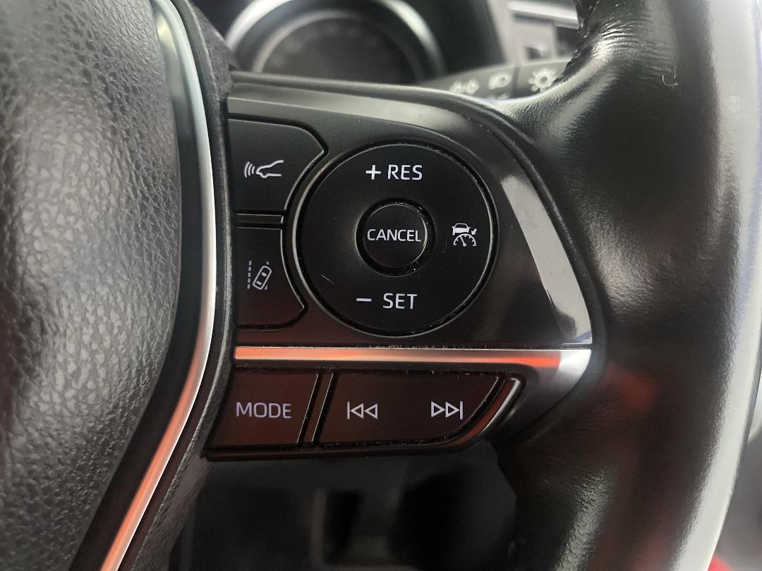 Photo '26' of Toyota Camry