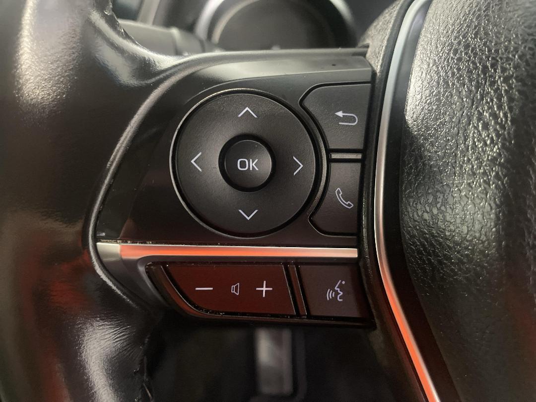 Photo '27' of Toyota Camry