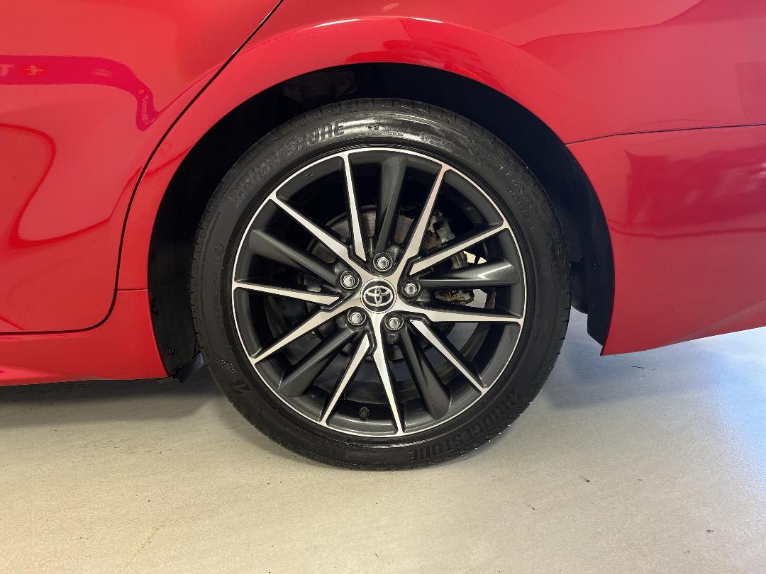 Photo '11' of Toyota Camry Photo '11' of Toyota Camry