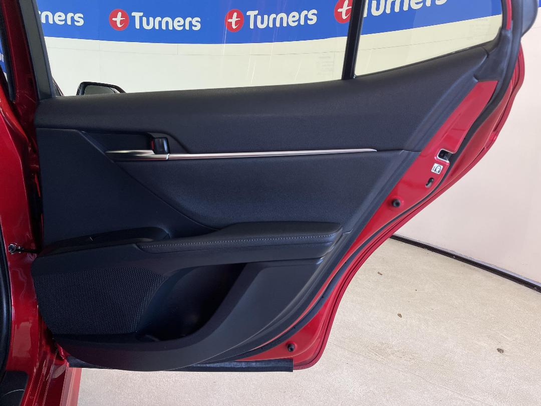 Photo '19' of Toyota Camry Photo '19' of Toyota Camry