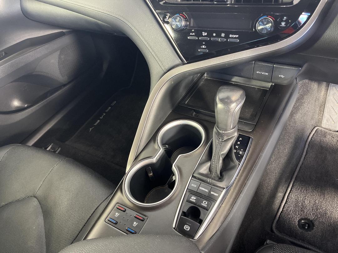 Photo '18' of Toyota Camry Photo '18' of Toyota Camry