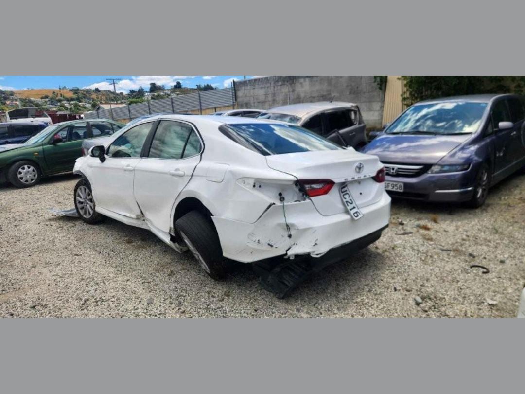 Photo '4' of Toyota Camry GX