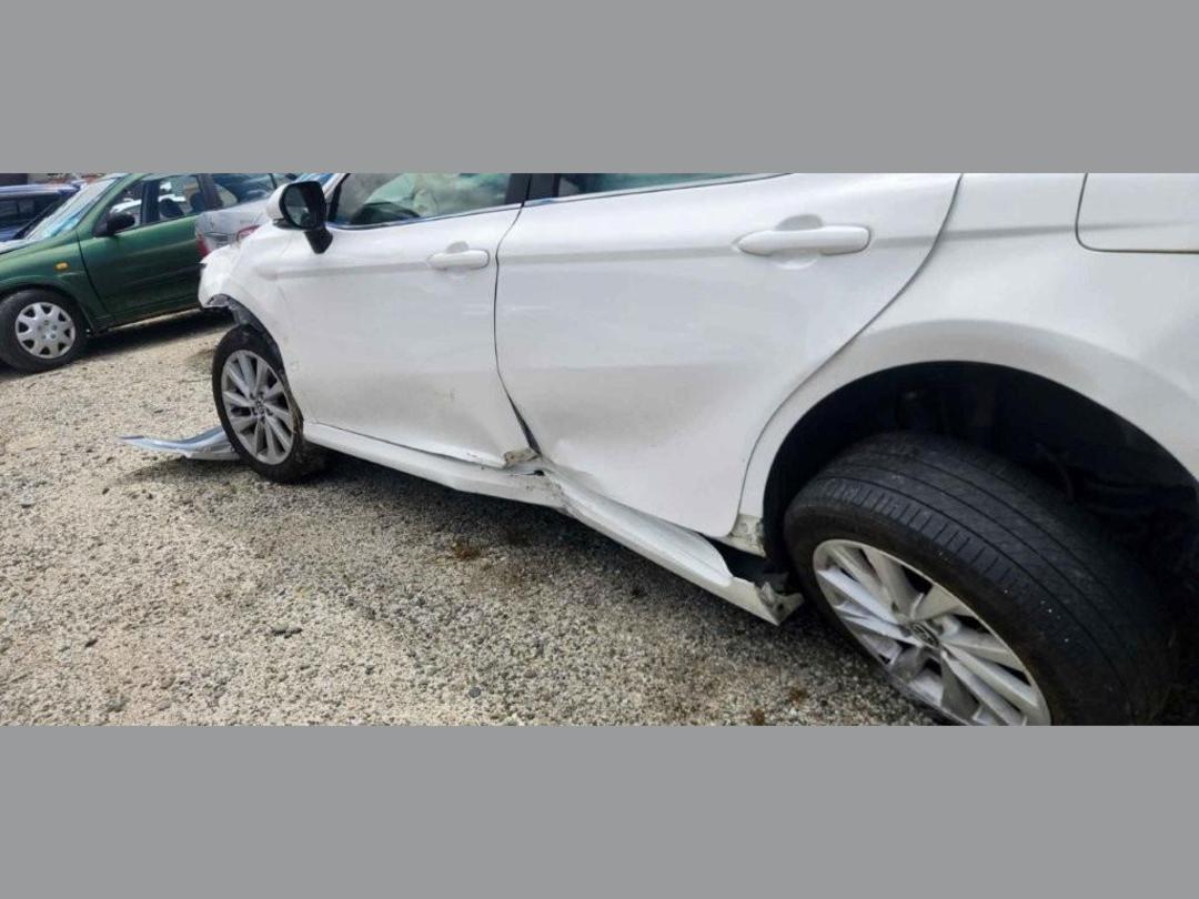 Photo '5' of Toyota Camry GX