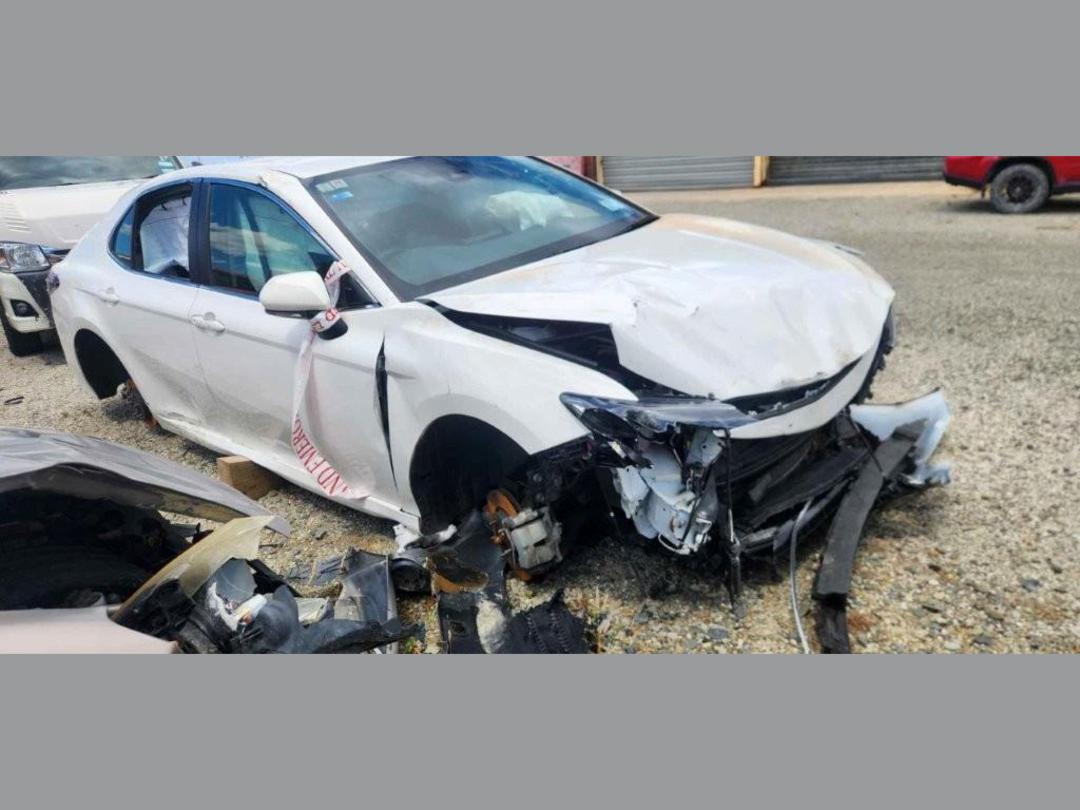 Photo '7' of Toyota Camry GX