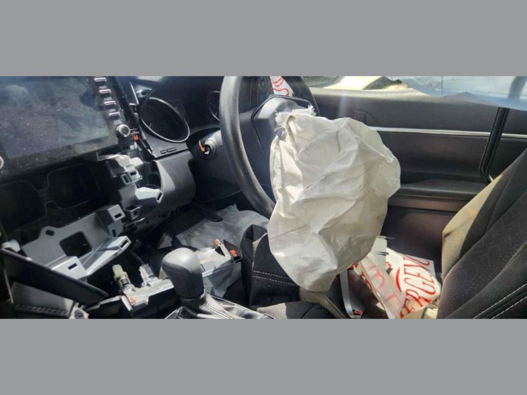 Photo '9' of Toyota Camry GX