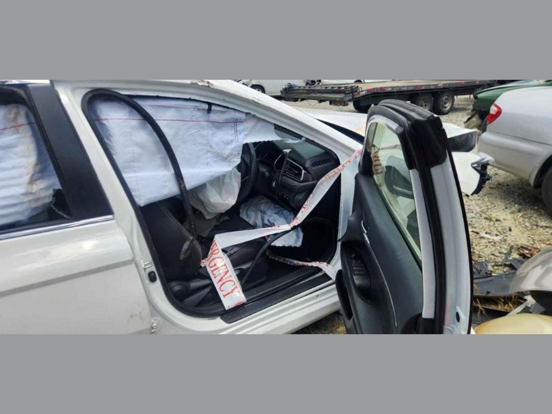 Photo '13' of Toyota Camry GX