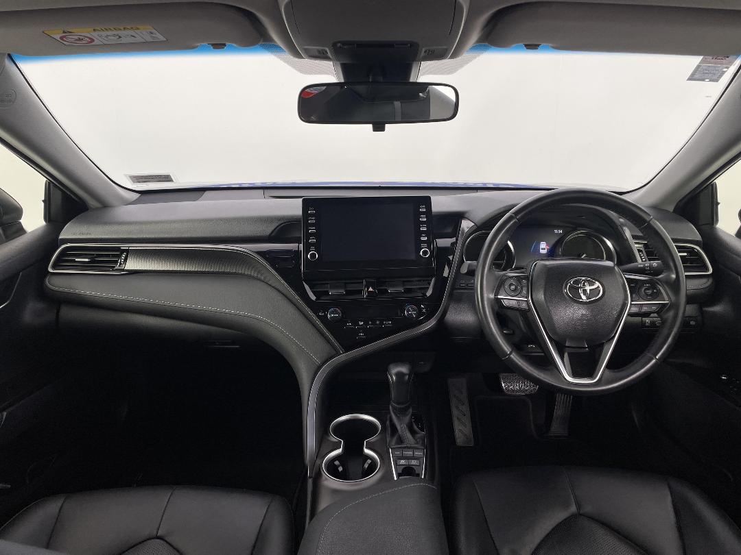 Photo '17' of Toyota Camry