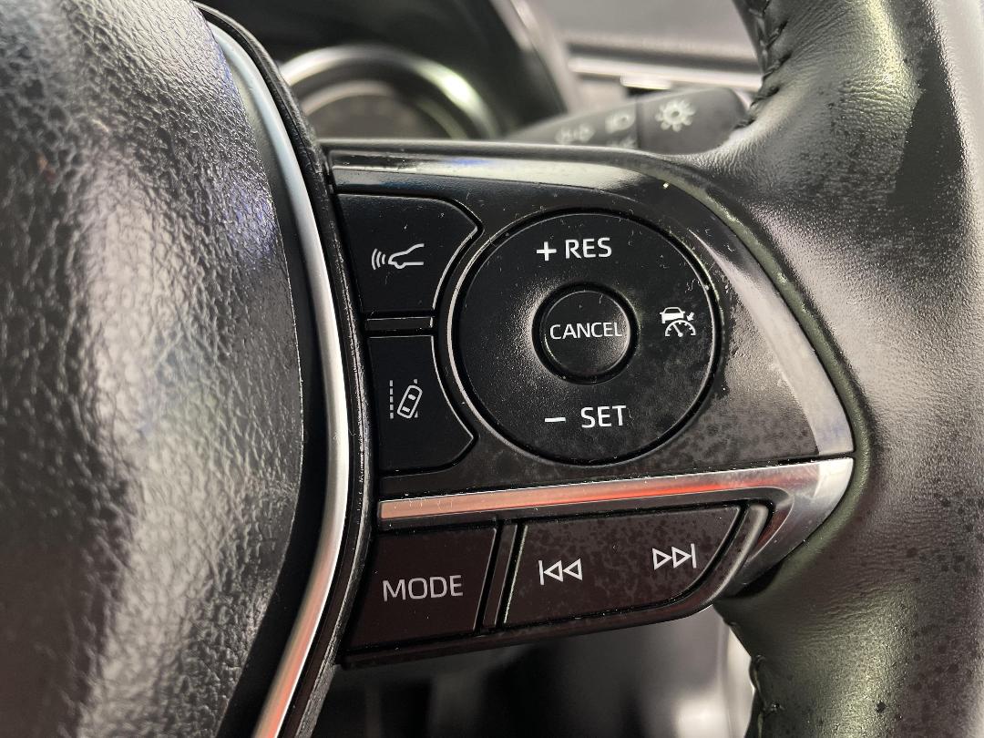 Photo '25' of Toyota Camry