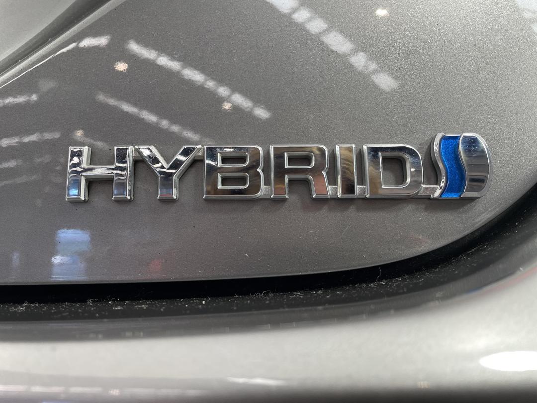 Photo '29' of Toyota Camry