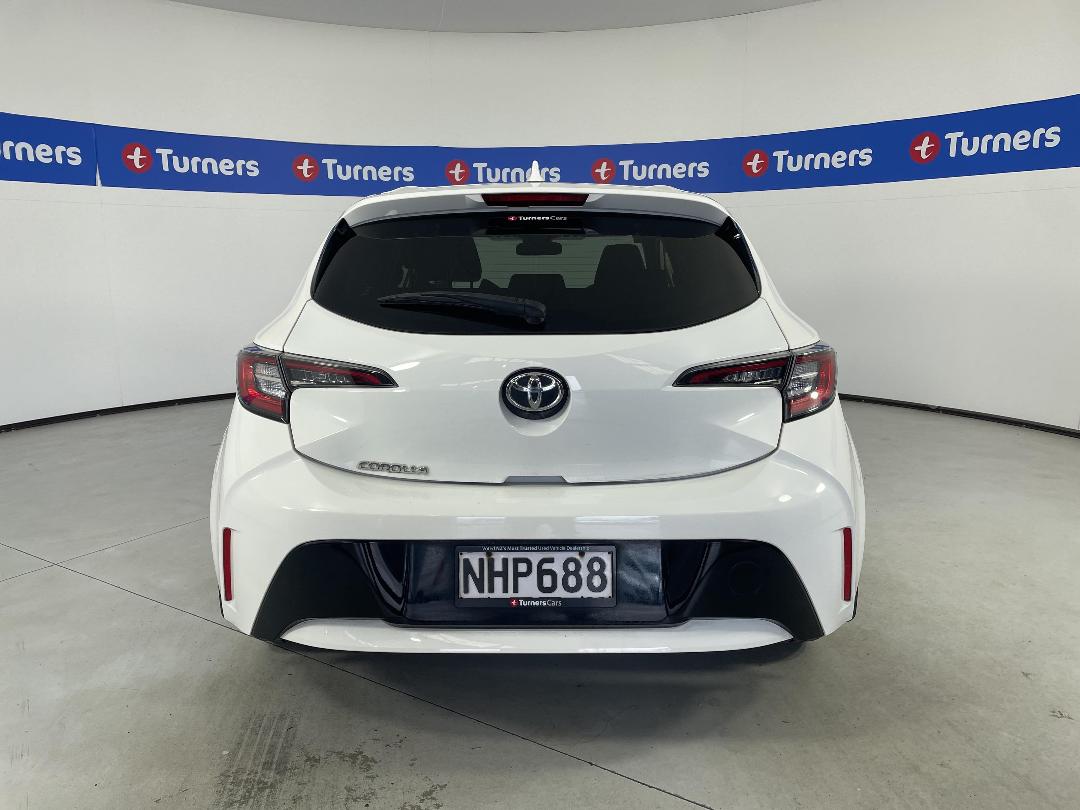 Photo '6' of Toyota Corolla