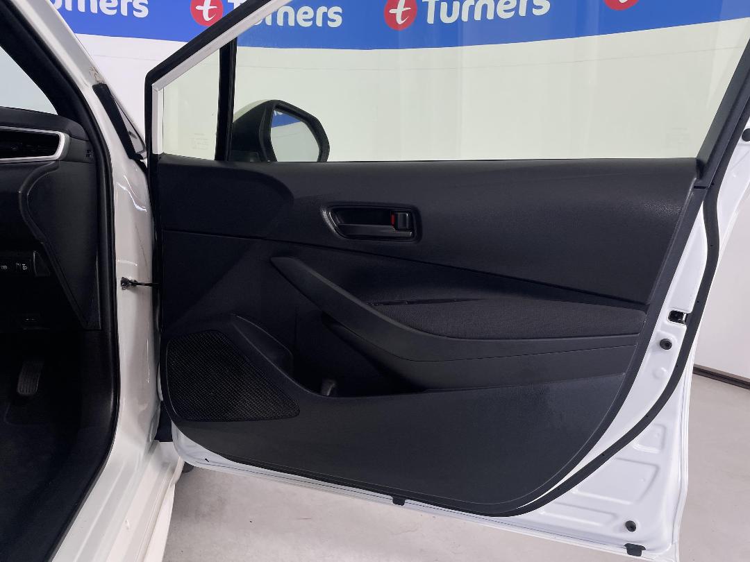 Photo '15' of Toyota Corolla