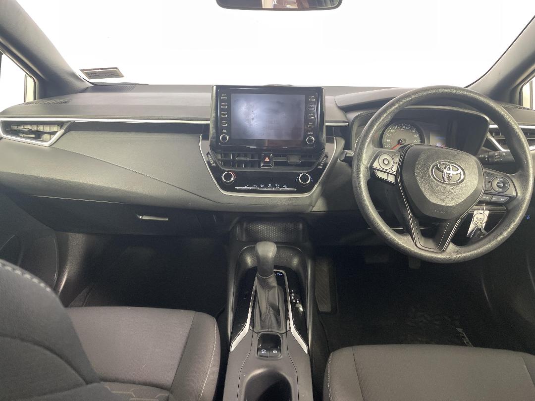 Photo '17' of Toyota Corolla