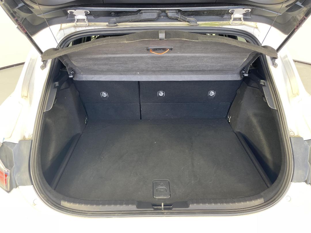 Photo '14' of Toyota Corolla Photo '14' of Toyota Corolla