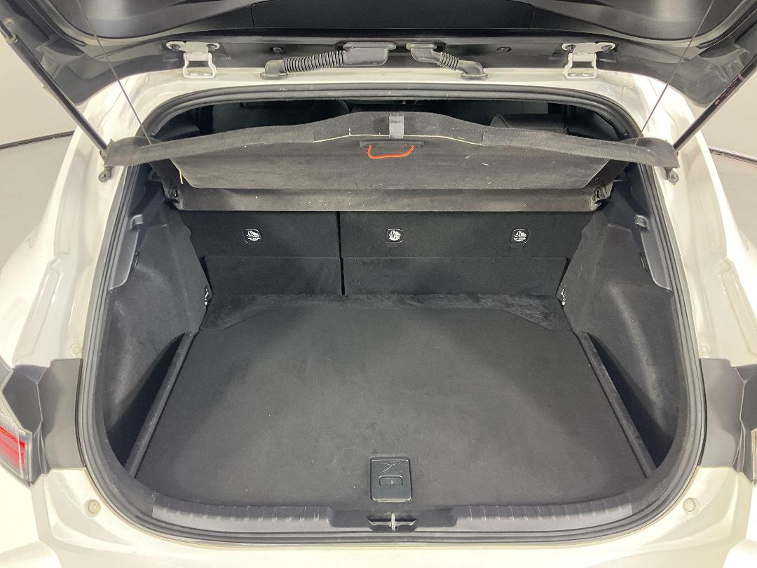 Photo '14' of Toyota Corolla