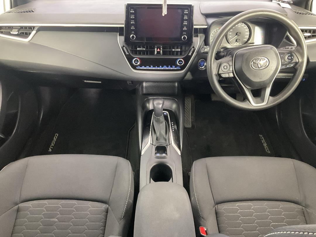 Photo '18' of Toyota Corolla Photo '18' of Toyota Corolla