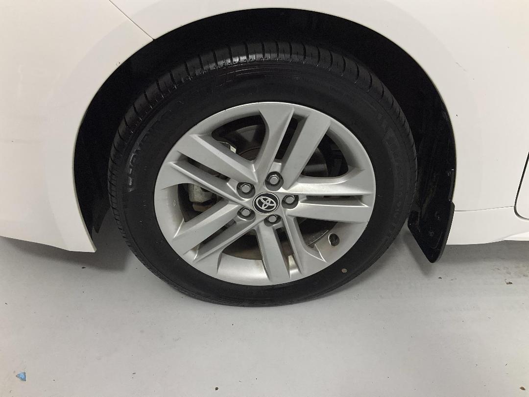 Photo '10' of Toyota Corolla