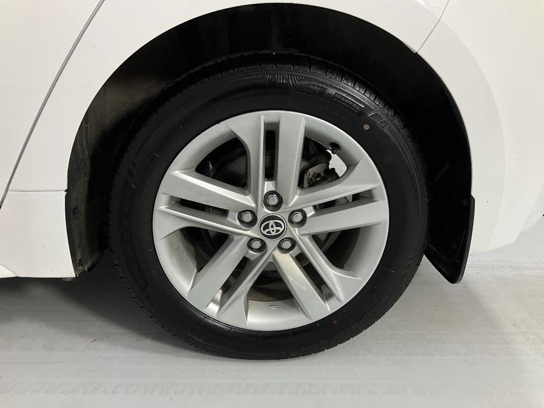 Photo '11' of Toyota Corolla