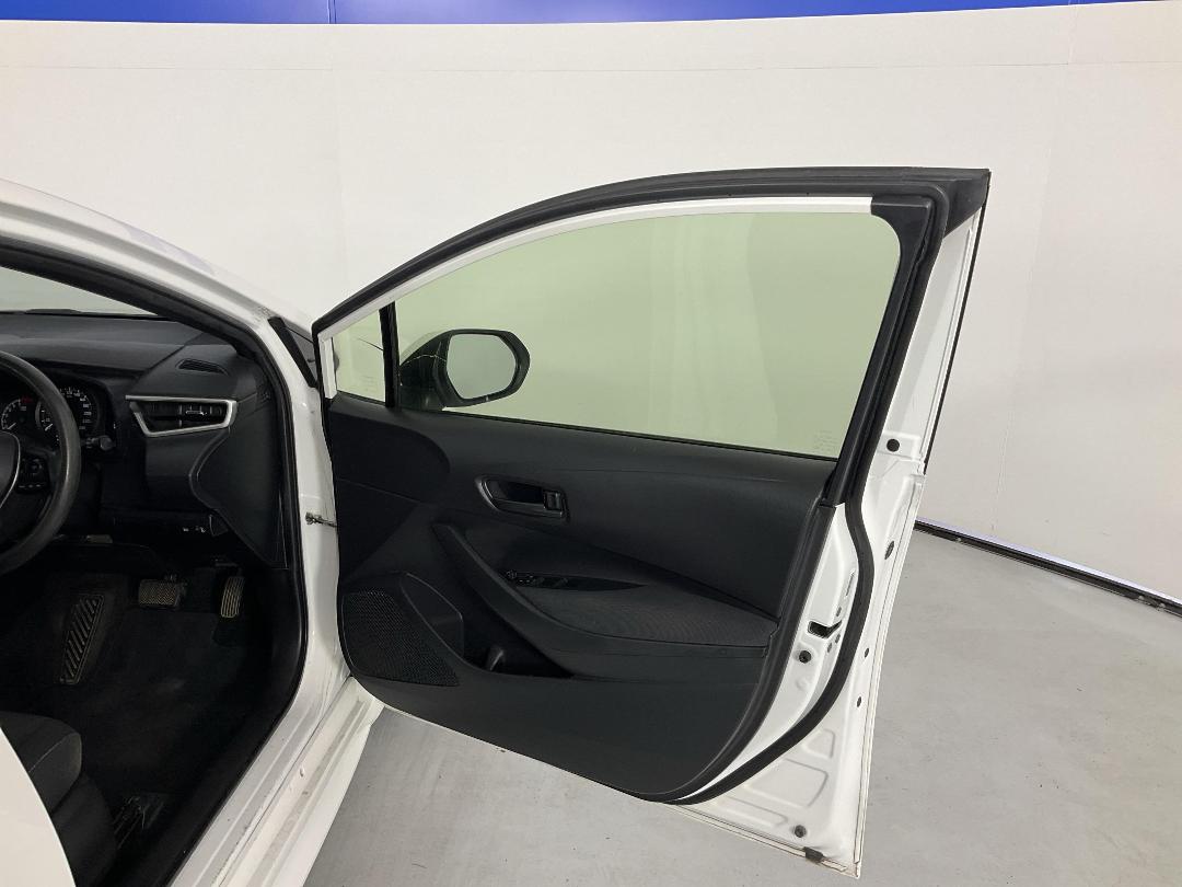 Photo '15' of Toyota Corolla