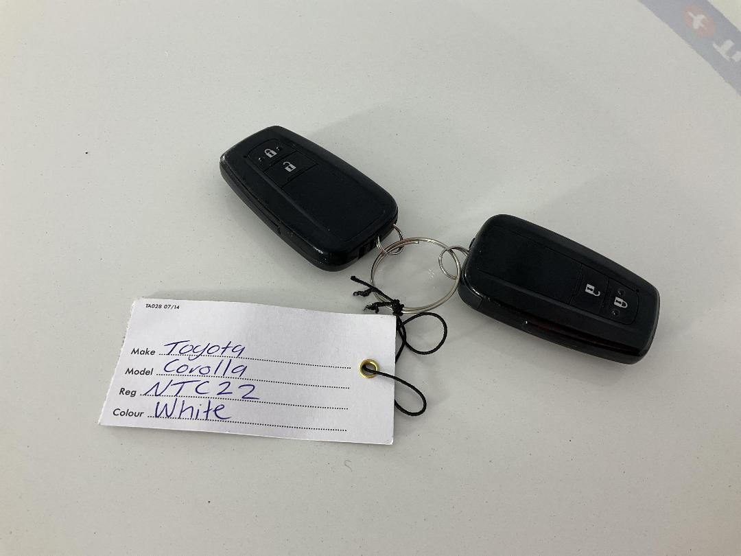 Photo '22' of Toyota Corolla