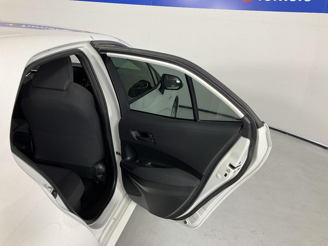 Photo '19' of Toyota Corolla