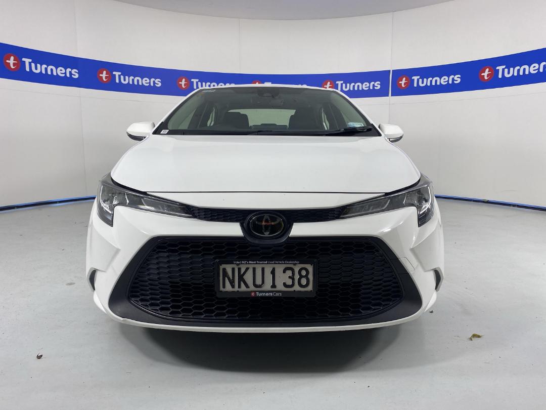 Photo '2' of Toyota Corolla Photo '2' of Toyota Corolla