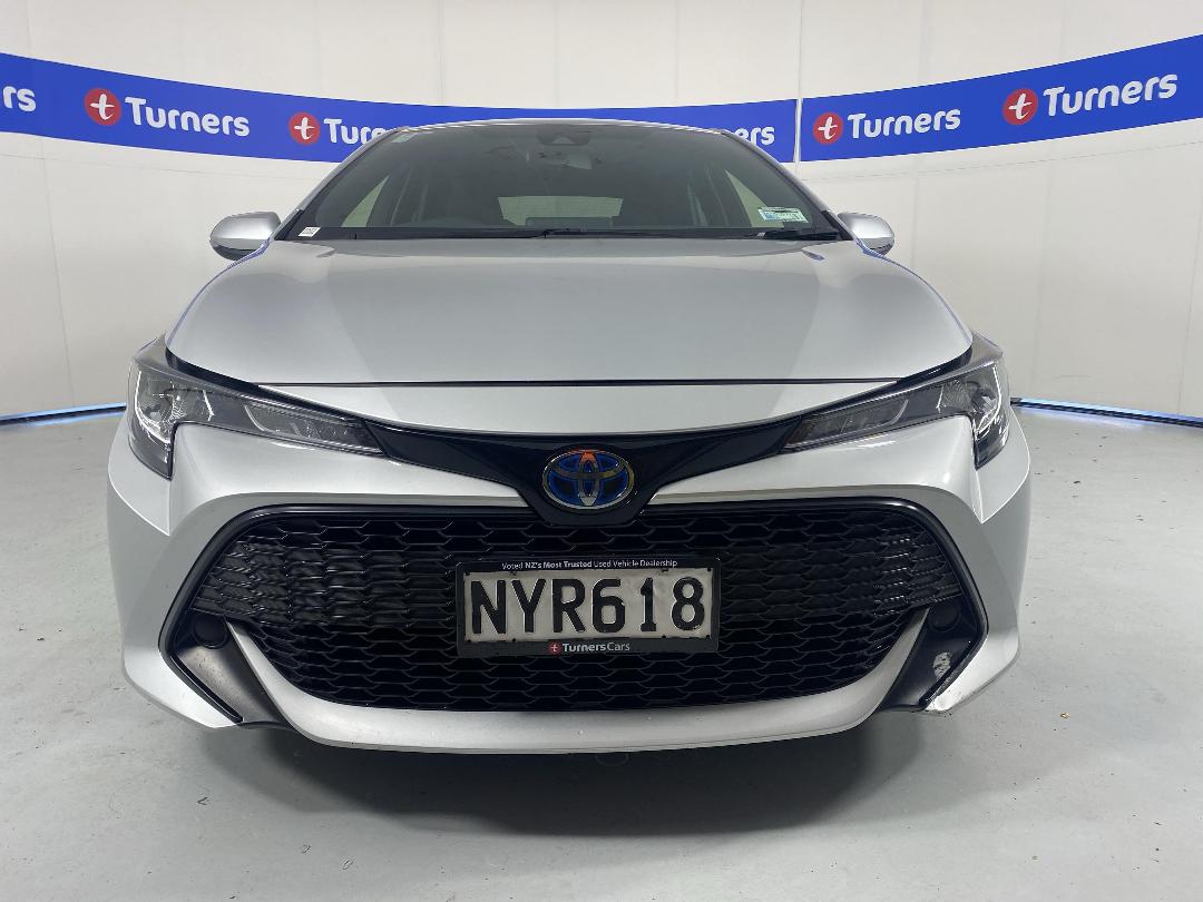 Photo '2' of Toyota Corolla Photo '2' of Toyota Corolla