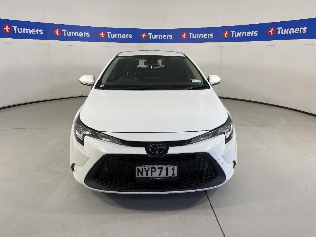 Photo '2' of Toyota Corolla Photo '2' of Toyota Corolla