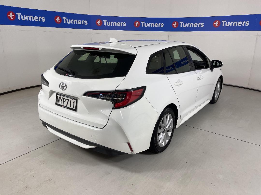 Photo '7' of Toyota Corolla Photo '7' of Toyota Corolla