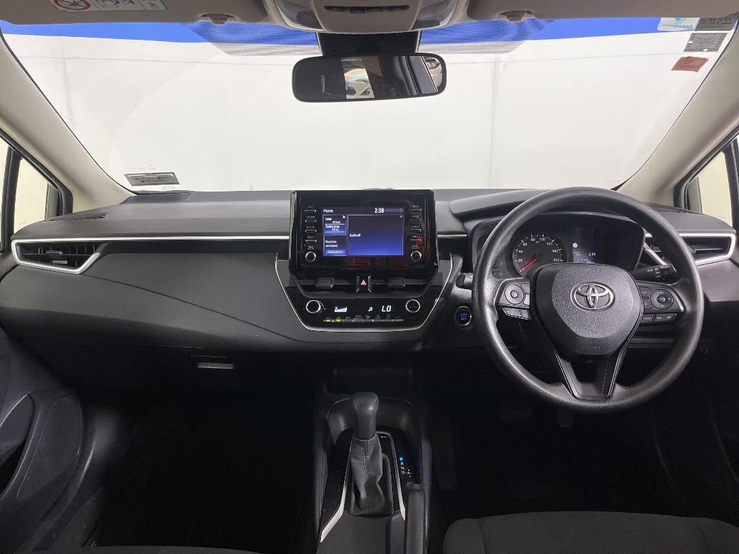 Photo '17' of Toyota Corolla Photo '17' of Toyota Corolla