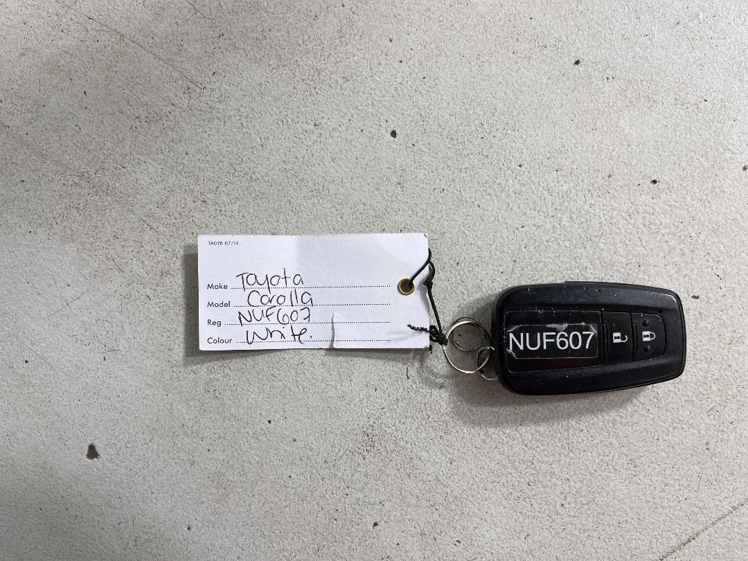 Photo '22' of Toyota Corolla