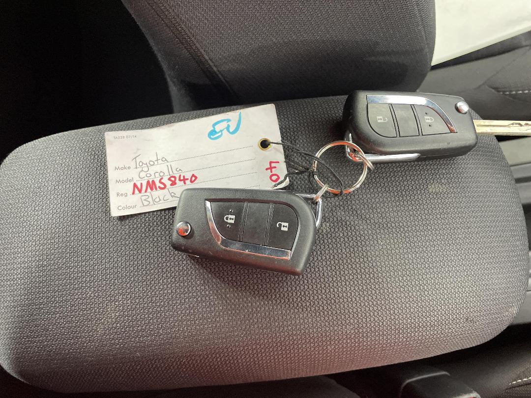 Photo '22' of Toyota Corolla