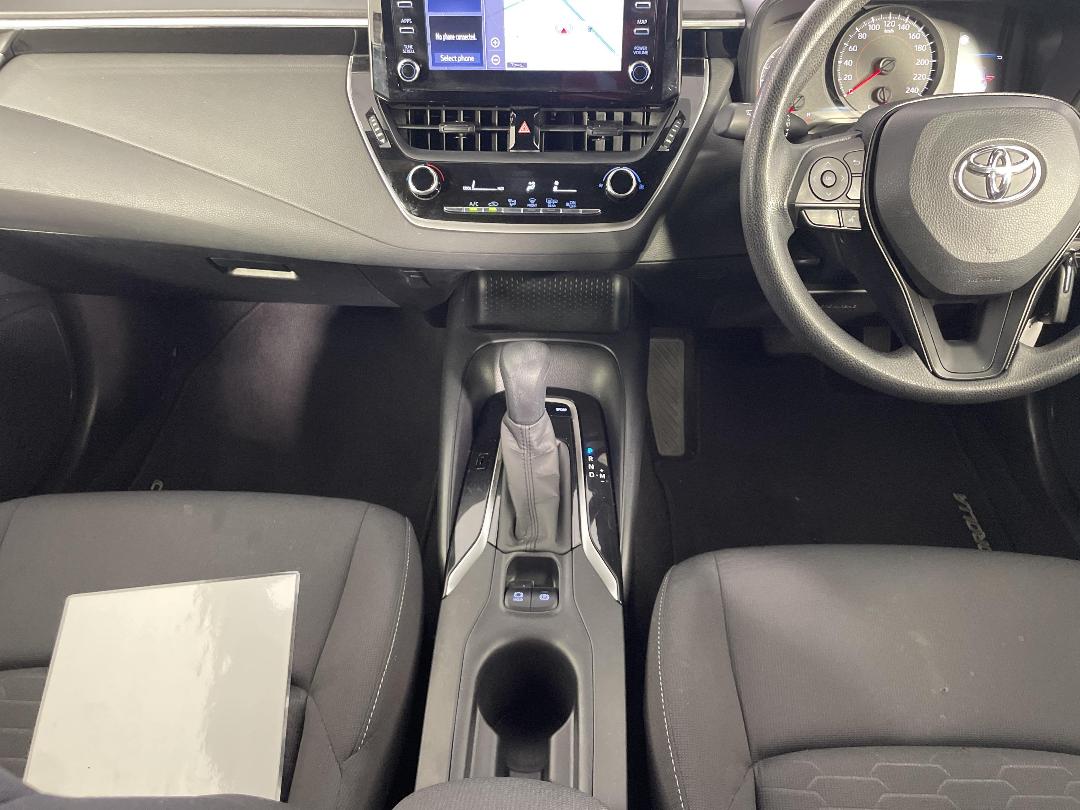 Photo '18' of Toyota Corolla