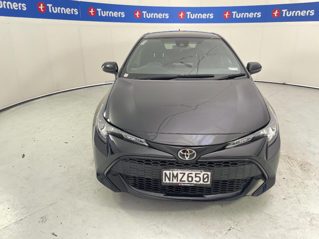 Photo '2' of Toyota Corolla