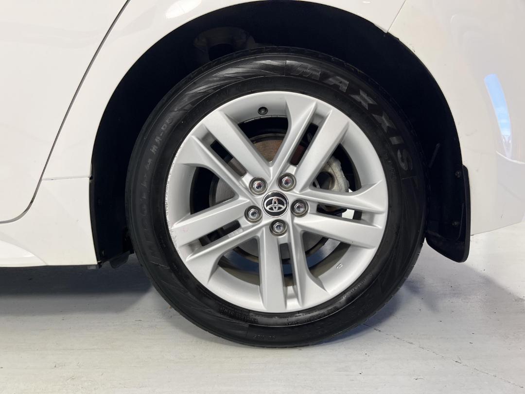 Photo '11' of Toyota Corolla