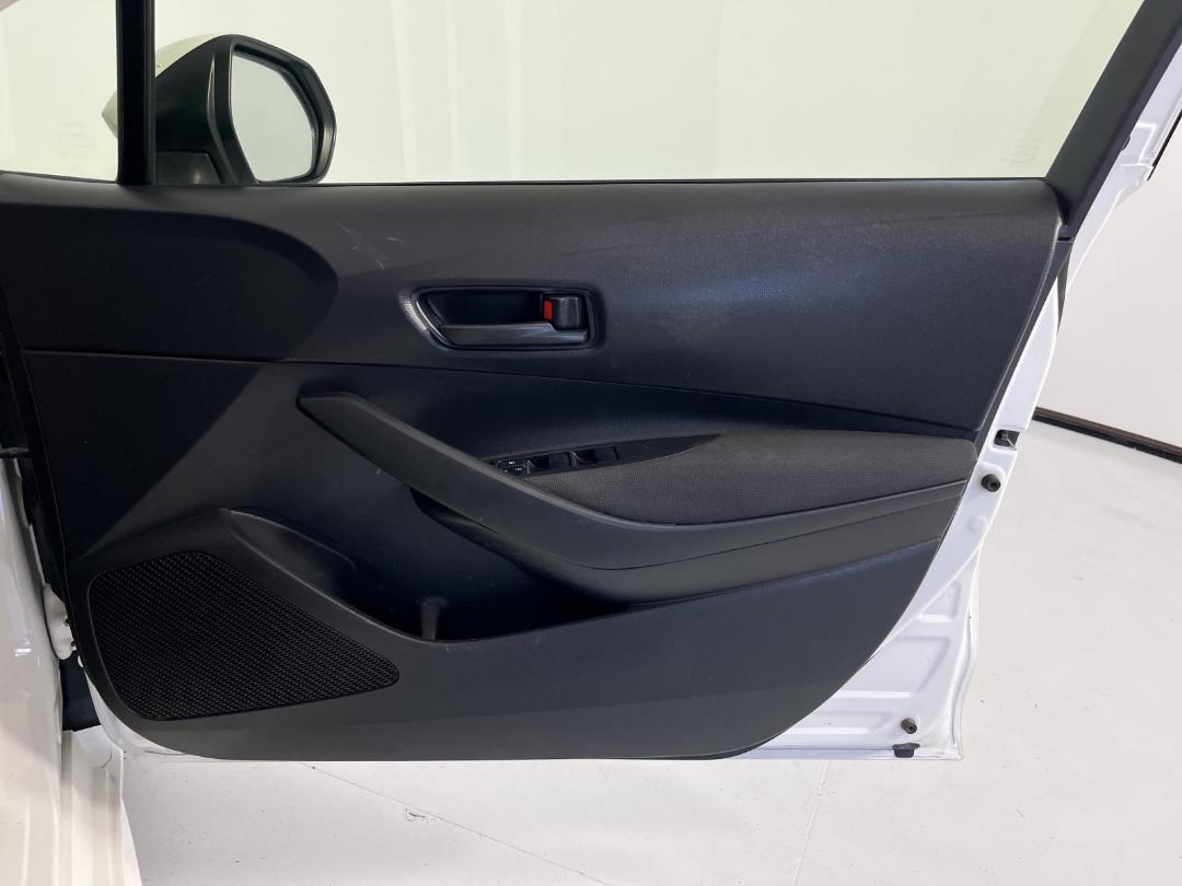 Photo '15' of Toyota Corolla