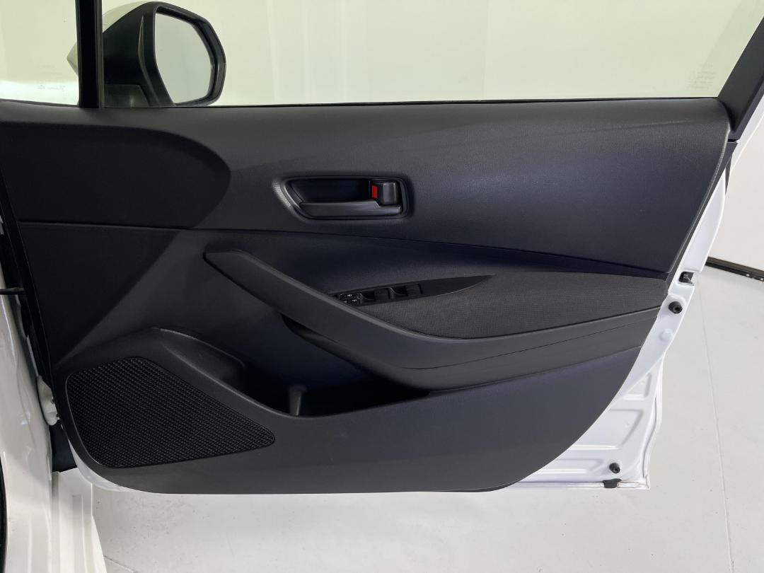 Photo '15' of Toyota Corolla