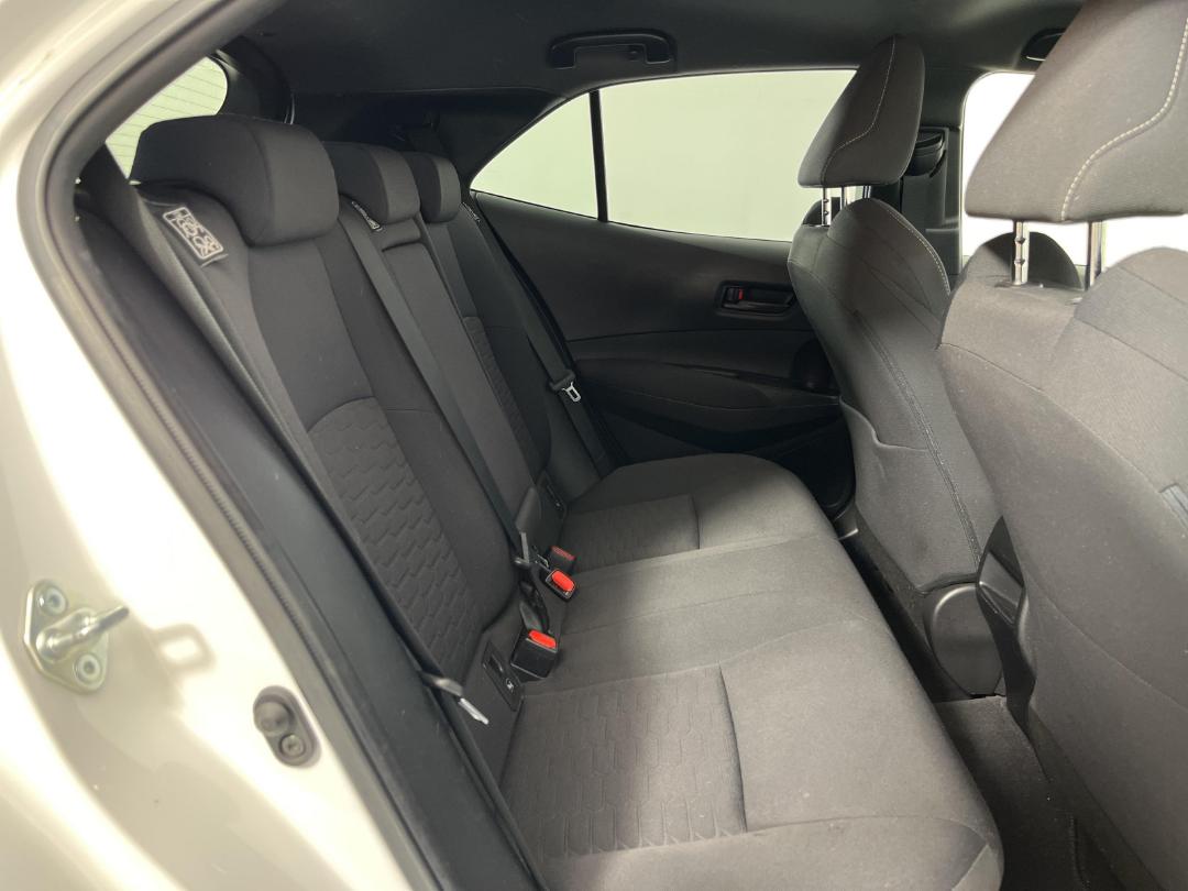 Photo '20' of Toyota Corolla