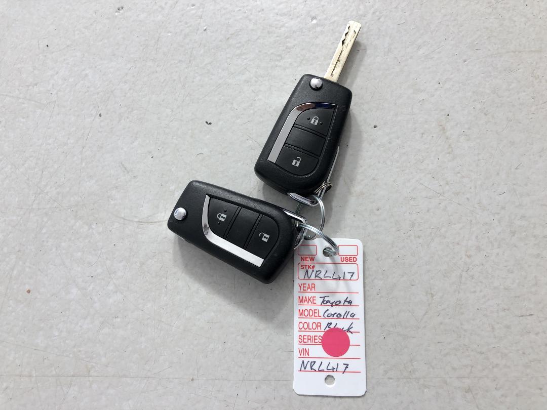 Photo '22' of Toyota Corolla