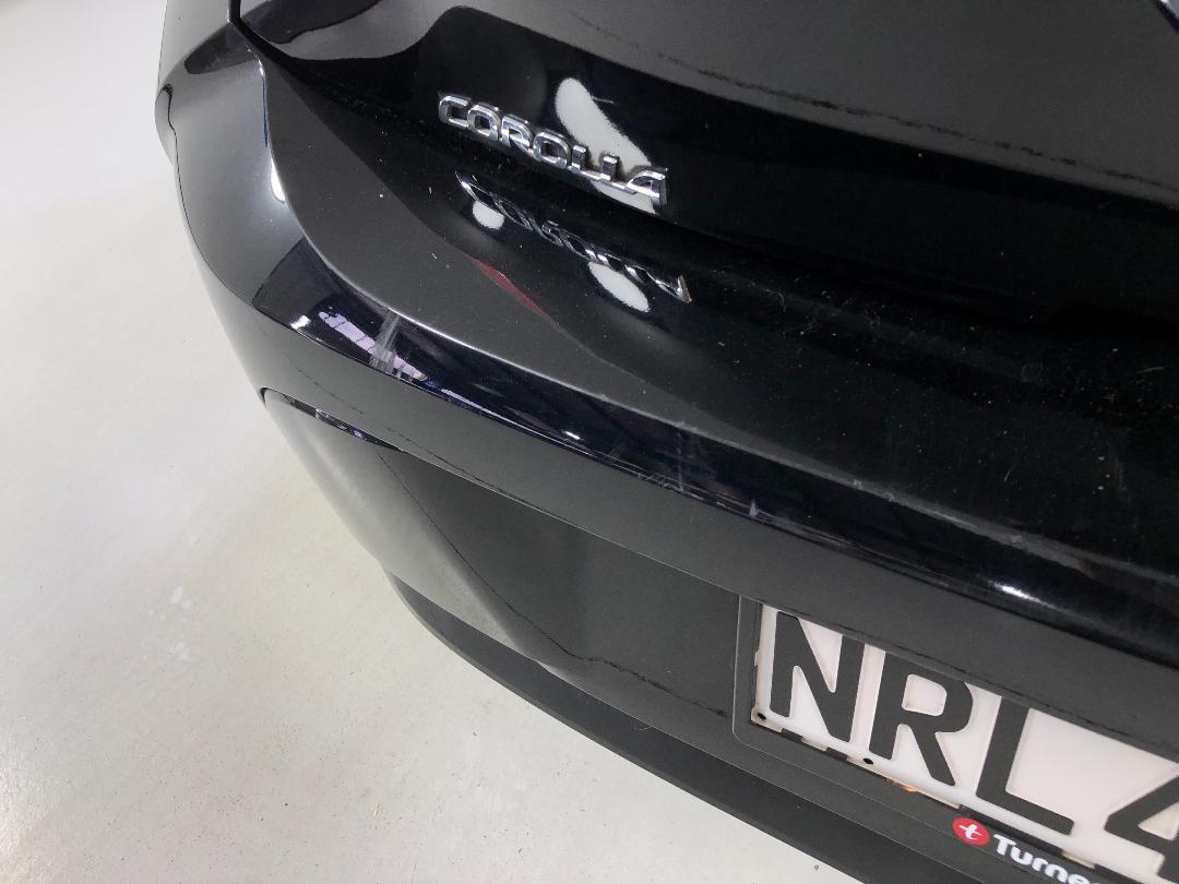 Photo '27' of Toyota Corolla