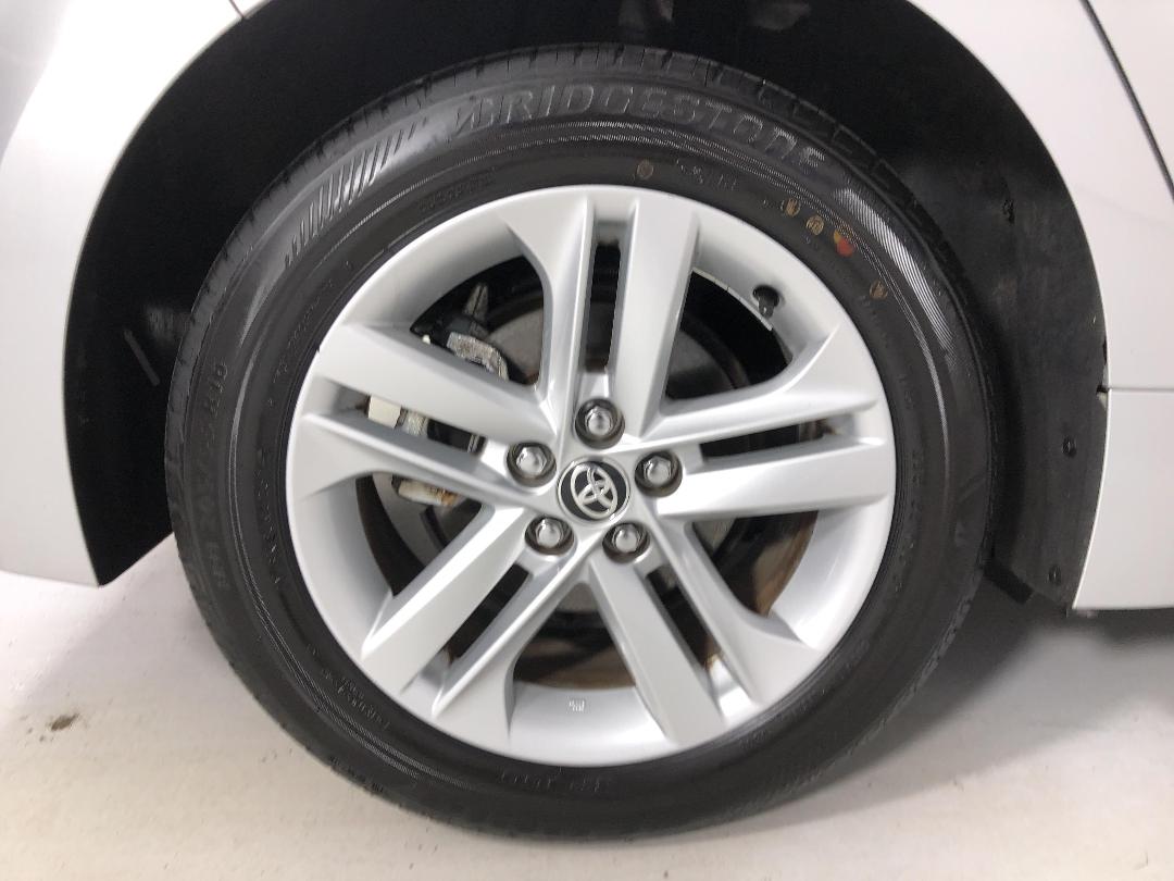 Photo '12' of Toyota Corolla