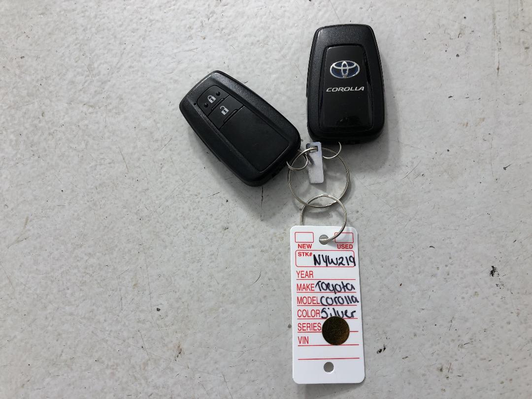 Photo '22' of Toyota Corolla