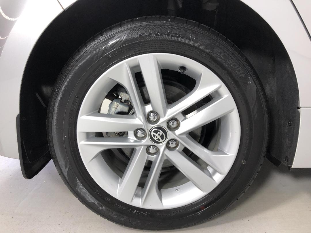 Photo '12' of Toyota Corolla