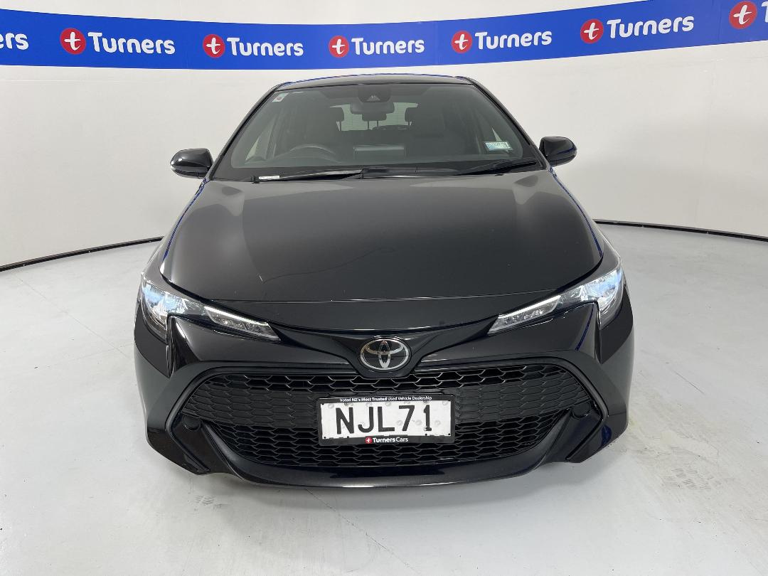 Photo '2' of Toyota Corolla Photo '2' of Toyota Corolla