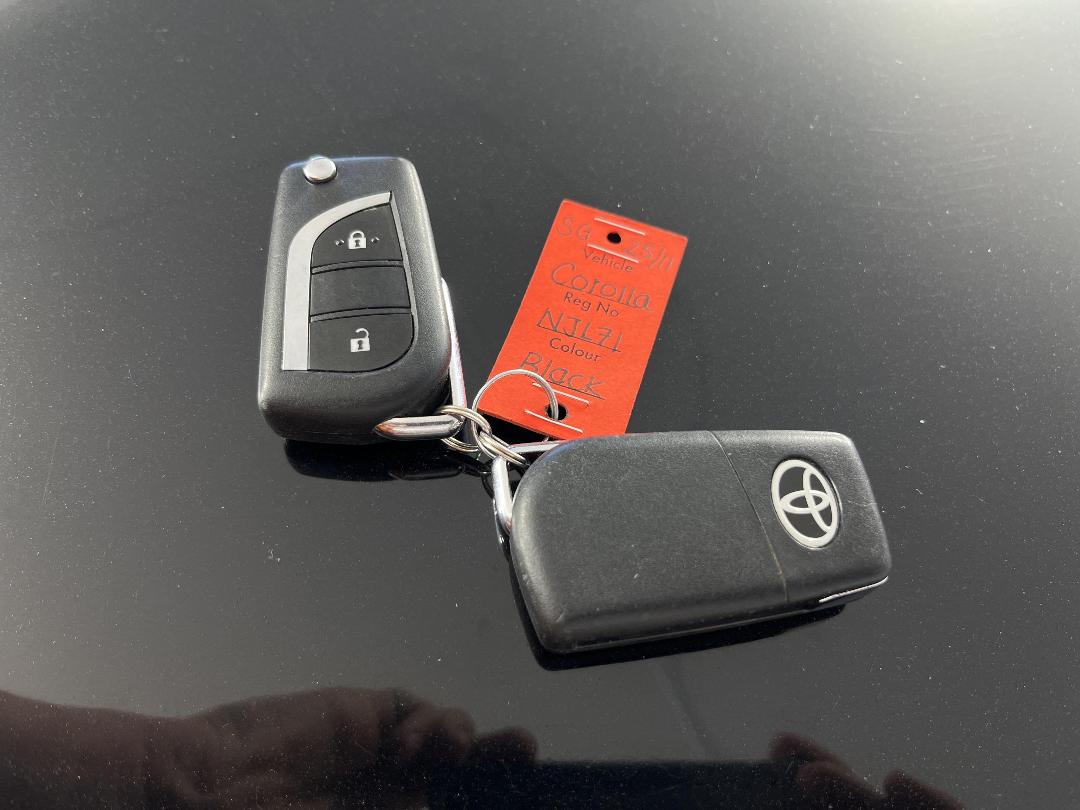 Photo '22' of Toyota Corolla Photo '22' of Toyota Corolla